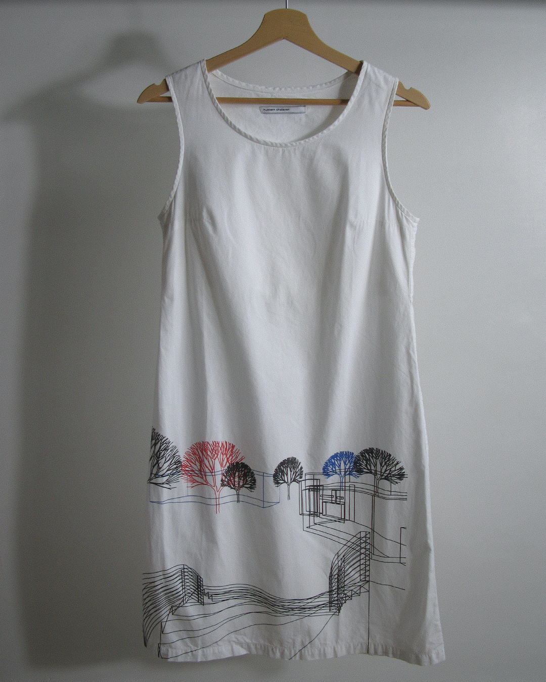 s/s2000 Hussein Chalayan architectural graphic dress