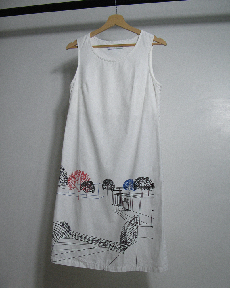 s/s2000 Hussein Chalayan architectural graphic dress